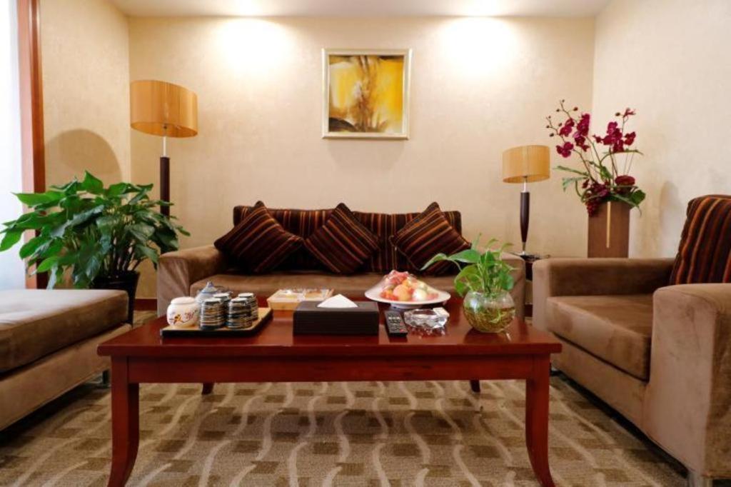 Qingdao Royal Garden Hotel מראה חיצוני תמונה