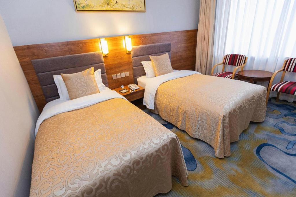 Qingdao Royal Garden Hotel מראה חיצוני תמונה