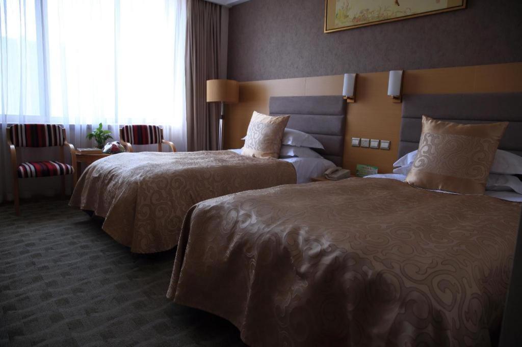 Qingdao Royal Garden Hotel מראה חיצוני תמונה