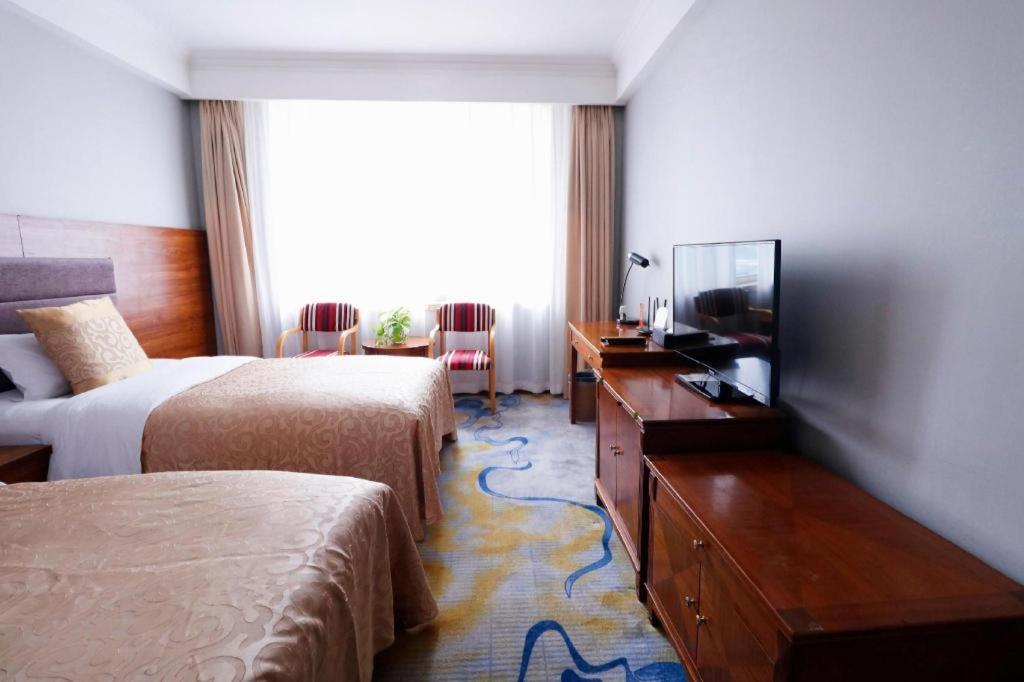 Qingdao Royal Garden Hotel מראה חיצוני תמונה