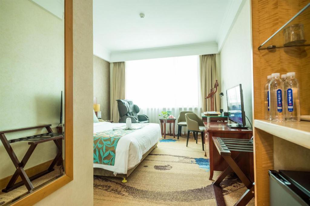 Qingdao Royal Garden Hotel מראה חיצוני תמונה